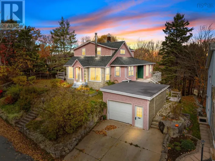 17 Idlewylde Road, Halifax