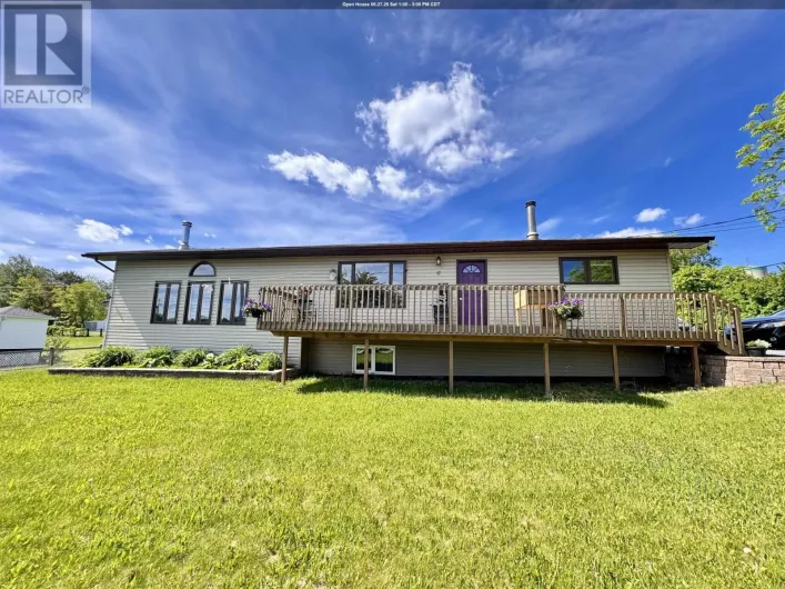 17 Kenora RD, Red Lake