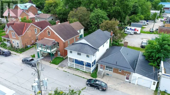 17 LAIDLAW ST STREET S, Brock