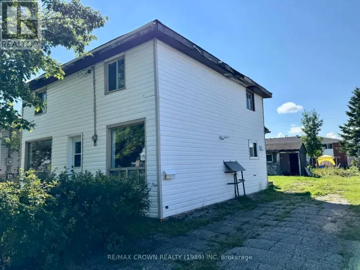 House for sale: 17 LEMARIER STREET, Kapuskasing