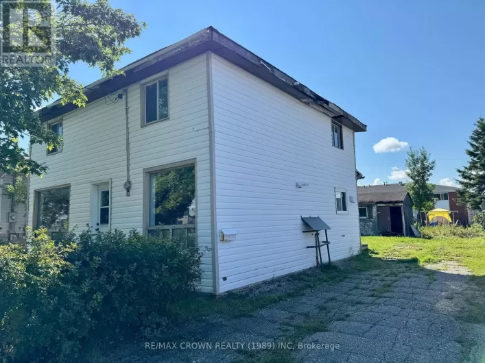17 LEMARIER STREET, Kapuskasing