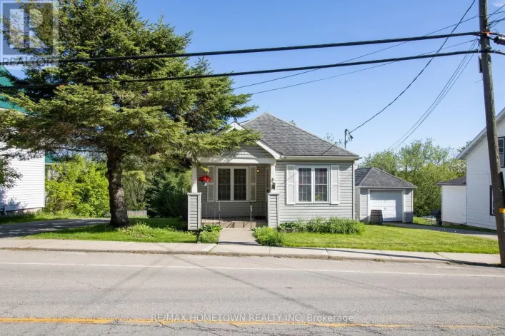 17 MAIN STREET E, Elizabethtown-Kitley