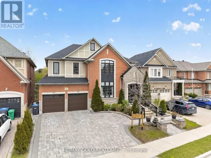 17 MAISONNEUVE BOULEVARD, Brampton