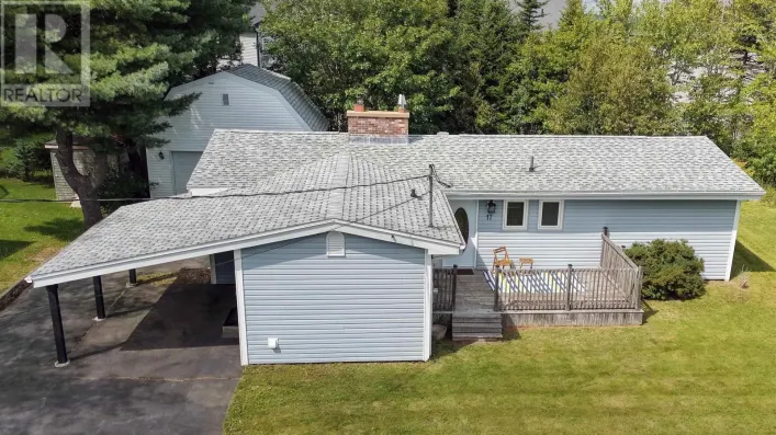 House for sale: 17 Maple Drive, Timberlea