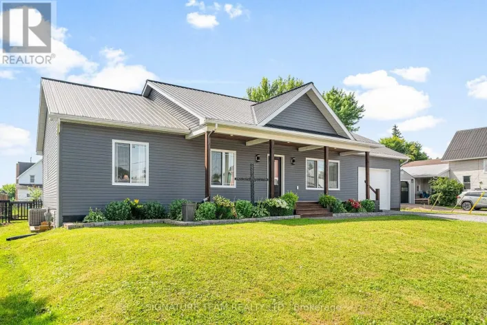 17 MEADOW STREET, Whitewater Region