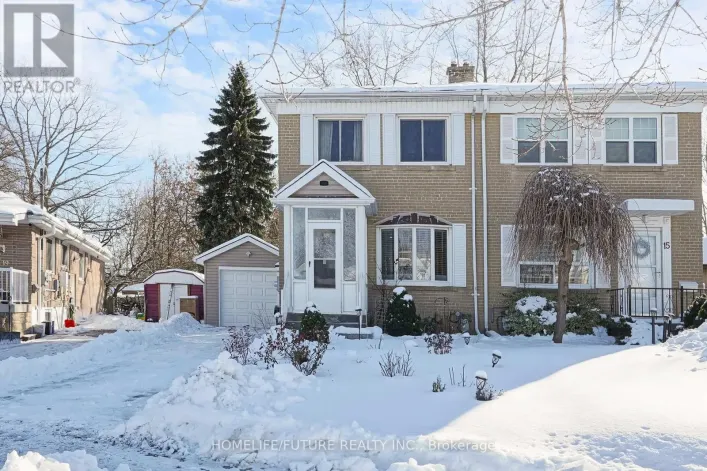 17 MEDWAY CRESCENT, Toronto