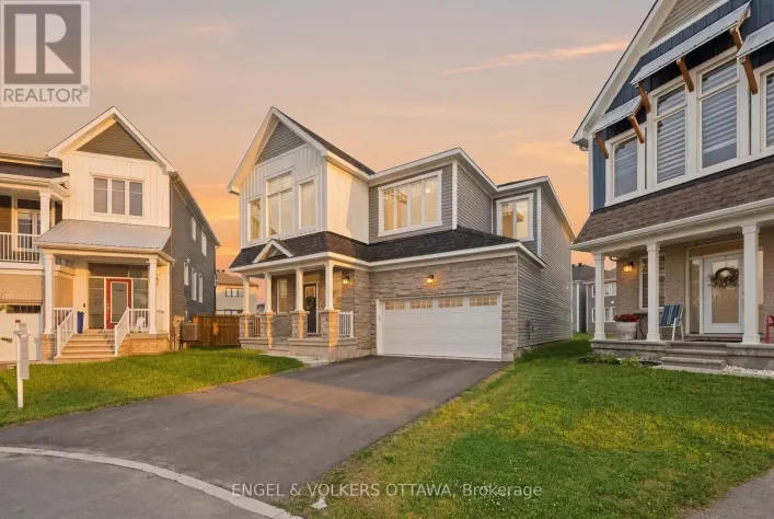 17 PACING WALK, Ottawa