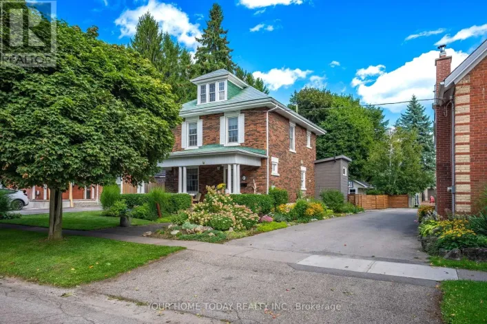 17 PARK AVENUE, Halton Hills