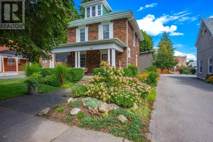 17 PARK AVENUE, Halton Hills