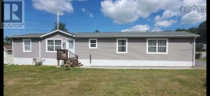 17 Parkwood Drive, New Minas