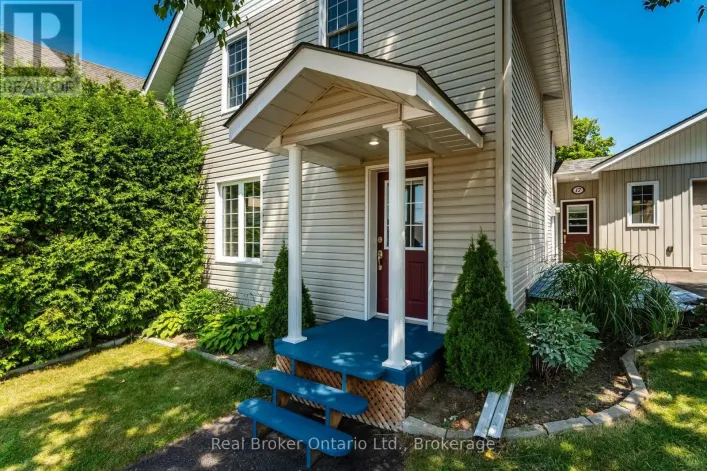 17 PEEL STREET, Penetanguishene