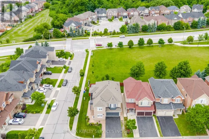 17 PEFFERLAW CIRCLE, Brampton