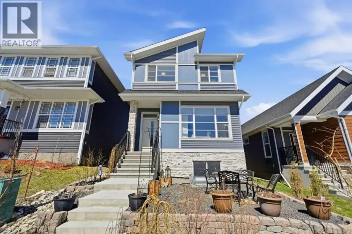 17 Precedence Glen, Cochrane