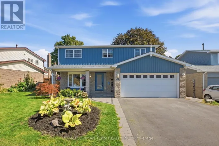 17 RHONDA BOULEVARD, Clarington