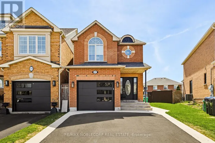 17 SENATOR WAY, Caledon