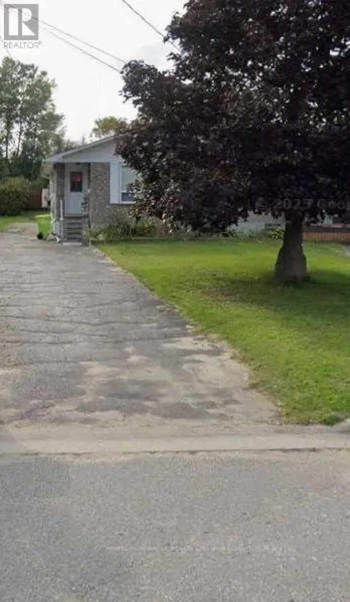 House for sale: 17 SILVER BIRCH DRIVE, Sault Ste Marie