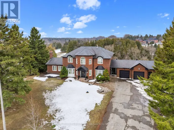 17 SLEEPY HOLLOW LANE, Whitchurch-Stouffville