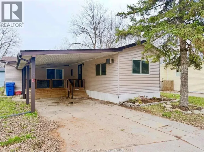 17 SPRUCE STREET, McGregor