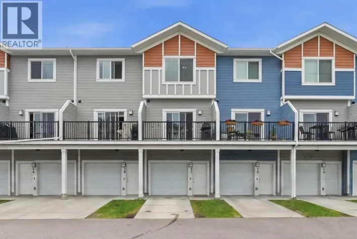 17 Stonehouse Crescent NW, High River