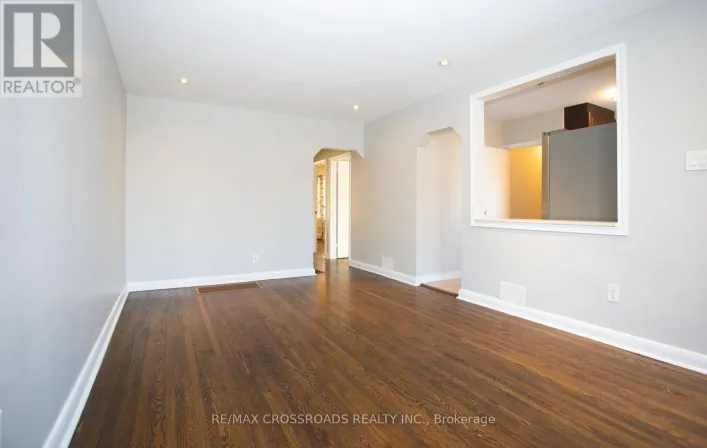 17 STRODE DRIVE, Toronto