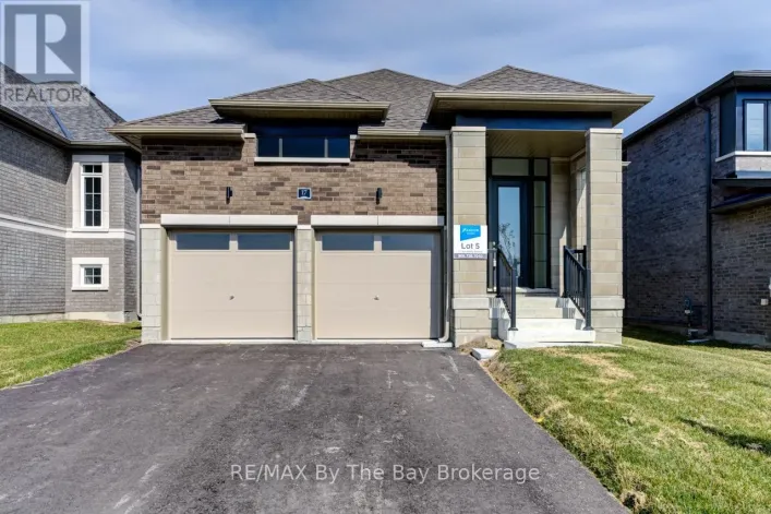 17 SUN VALLEY AVENUE, Wasaga Beach