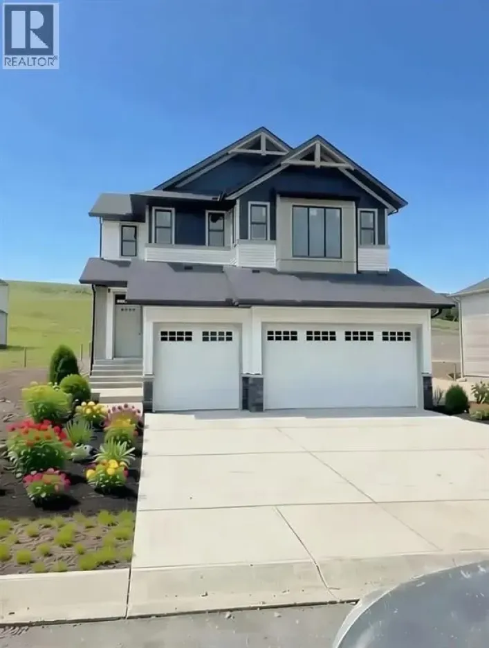 17 Tillotson Downs, Okotoks