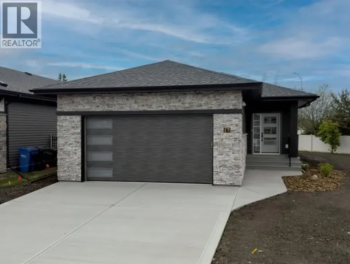 17 Tindale Place, Red Deer