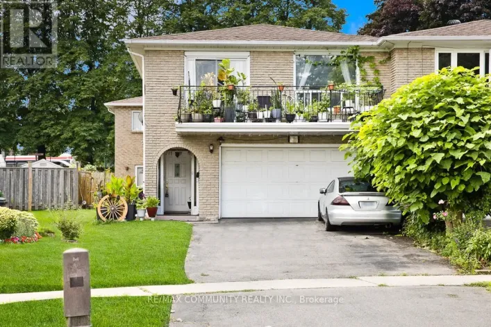 17 TINETA CRESCENT, Toronto