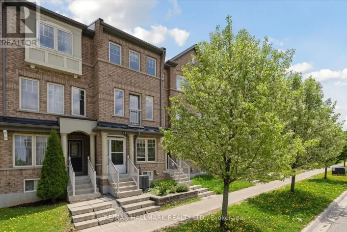 17 VALLIERE DRIVE, Markham