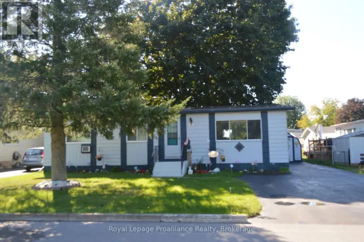 17 WARBLER LANE, Quinte West