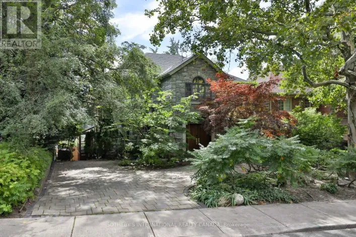 17 WEMBLEY ROAD, Toronto