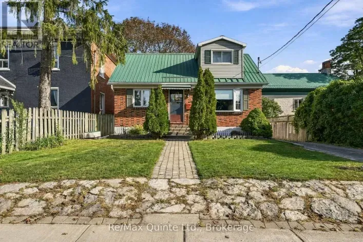 170 MOIRA STREET W, Belleville