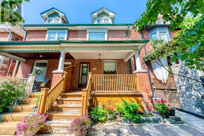 170 PACIFIC AVENUE, Toronto