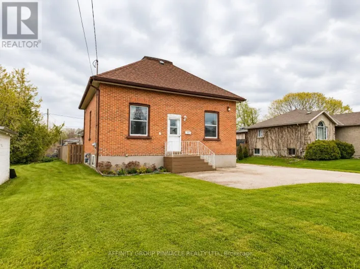 170 QUEEN STREET, Kawartha Lakes