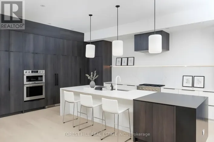 170 RANEE AVENUE, Toronto