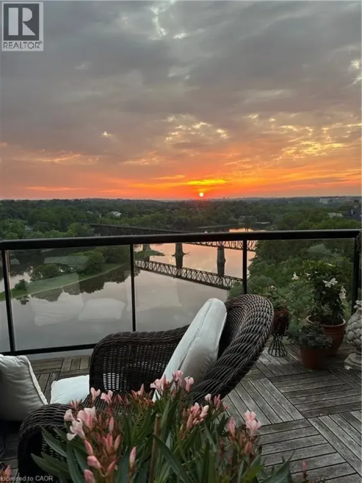 170 WATER Street N Unit# UPH4, Cambridge