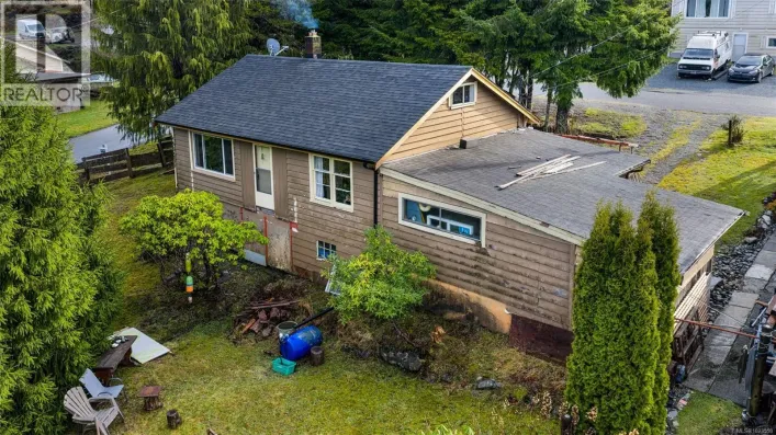 17002 Wickanninish Rd, Port Renfrew