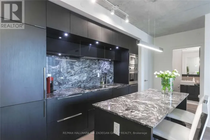 1701 - 88 BLUE JAYS WAY, Toronto