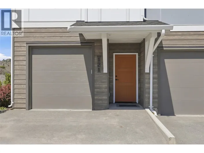 1701 FOXTAIL Drive Unit# 121, Kamloops
