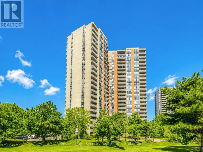 1702 - 10 MARTHA EATON WAY, Toronto