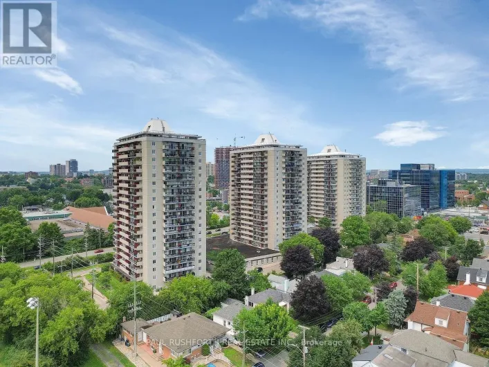 1702 - 158 B MCARTHUR AVENUE, Ottawa