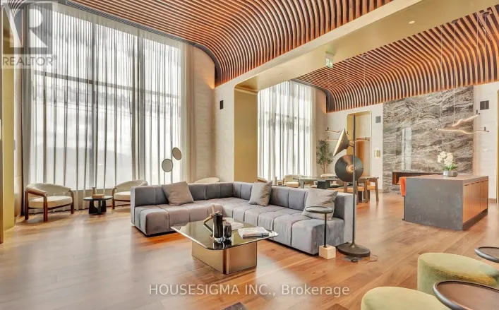 1702 - 3240 WILLIAM COLTSON AVENUE, Oakville