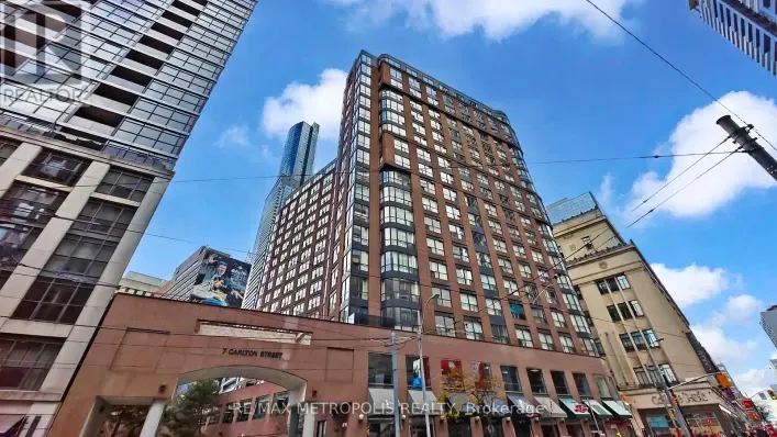 1702 - 7 CARLTON STREET, Toronto