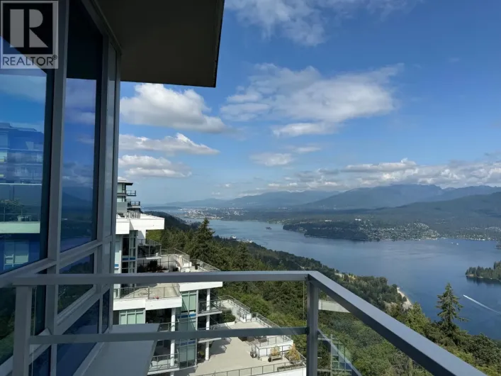 1702 9060 UNIVERSITY CRESCENT, Burnaby