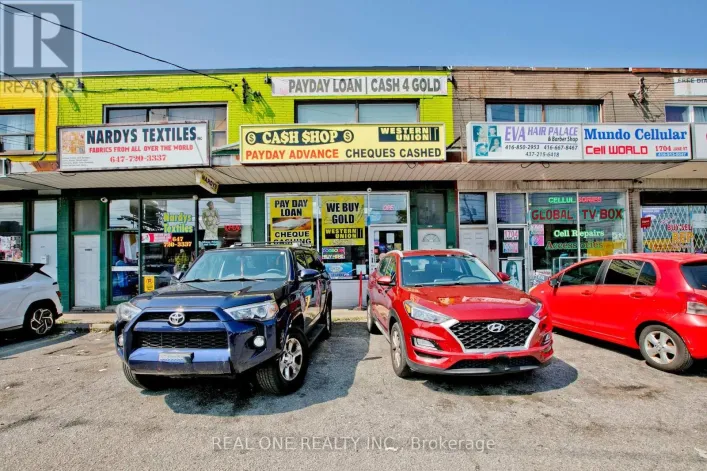 1702 JANE STREET, Toronto