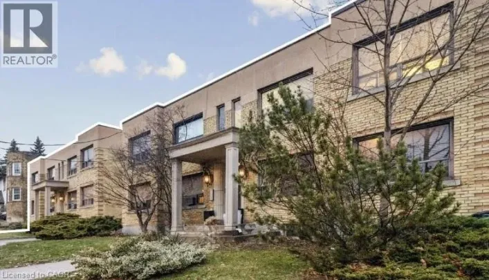 1703 & 1705 BATHURST Street, Toronto