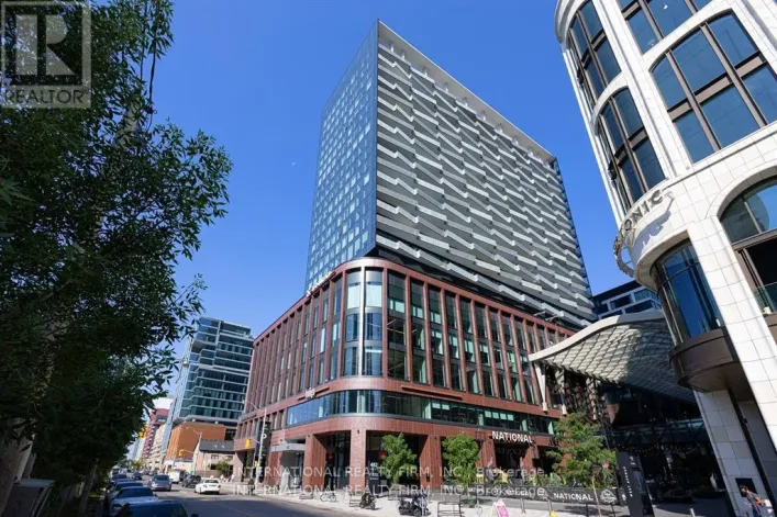 Apartment for sale: 1703 - 480 FRONT STREET W, Toronto
