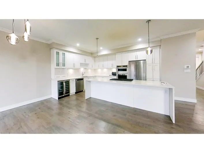 17033 FRASER HIGHWAY, Surrey