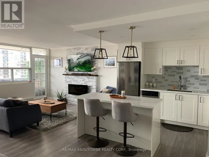 1704 - 2263 MARINE DRIVE, Oakville