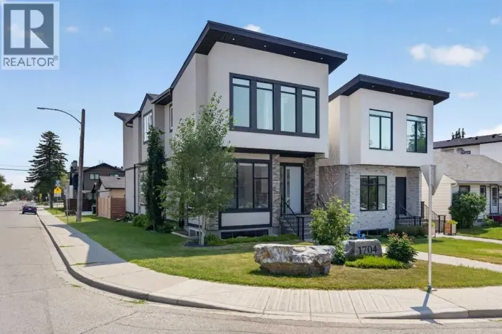 1704 26A Street SW, Calgary